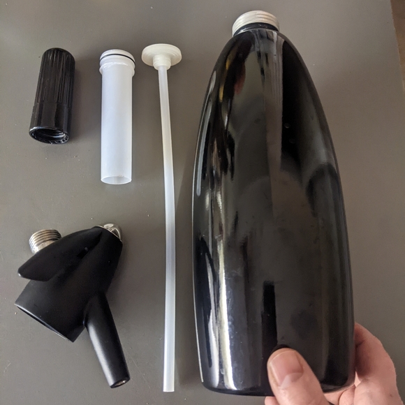 Black ISI Soda Siphon - Picture 2 of 3